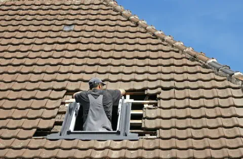 Pose de velux aux Billaux